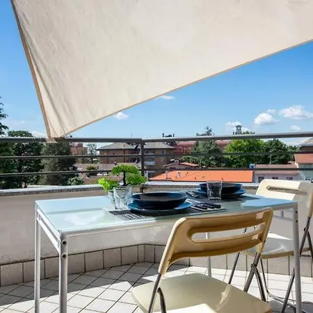 Attic Vicino Milano, Rho Fiera E Mxp Апартаменты